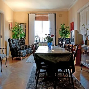 Homestay Eklanda